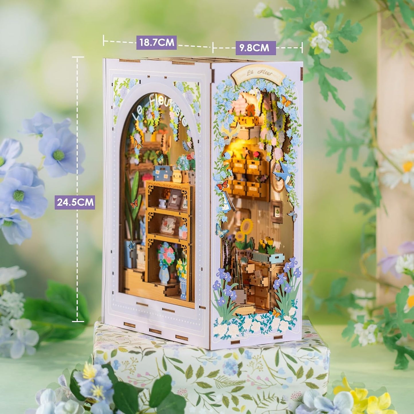 DIY Miniature Dollhouse
Rolife Cutebee HYUKBI DIY Booknook Dollhouse Kit 3D Wooden Puzzle
Micro Building Blocks Set
Blindbox plush cute toy