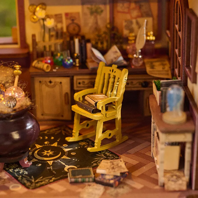 DIY Miniature Dollhouse
Rolife Cutebee HYUKBI DIY Booknook Dollhouse Kit 3D Wooden Puzzle 
Micro Building Blocks Set
Blindbox plush cute toy